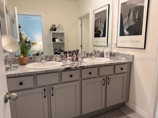 В аренду: $2,400 (3 спален, 2 ванн, 1758 Квадратных фут)