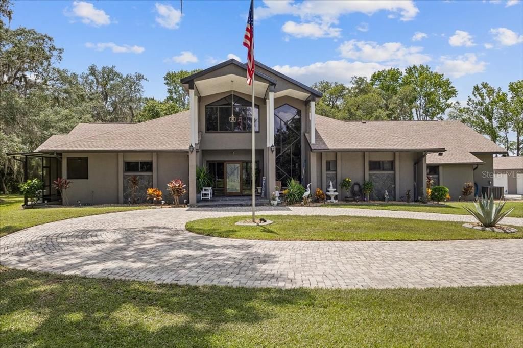 Recently Sold: $874,900 (3 beds, 5 baths, 4490 Square Feet)