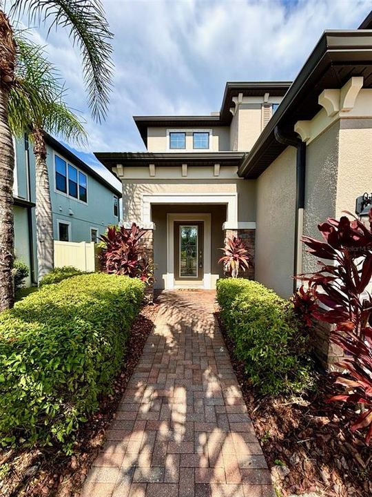 Active With Contract: $539,900 (3 beds, 2 baths, 2143 Square Feet)