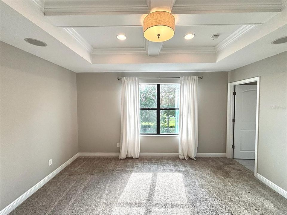 Active With Contract: $539,900 (3 beds, 2 baths, 2143 Square Feet)