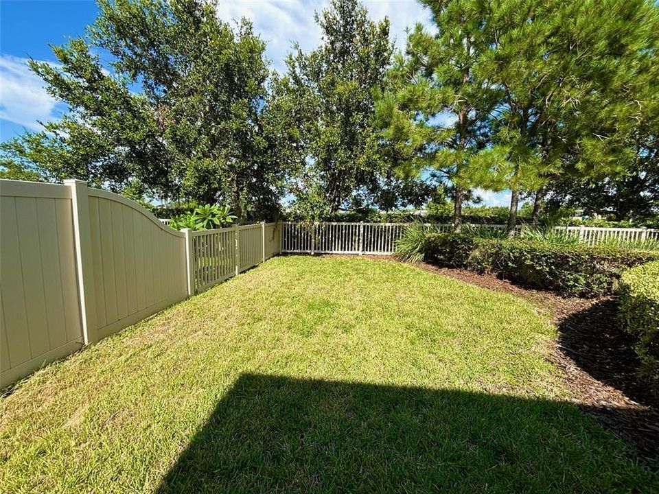 Active With Contract: $539,900 (3 beds, 2 baths, 2143 Square Feet)