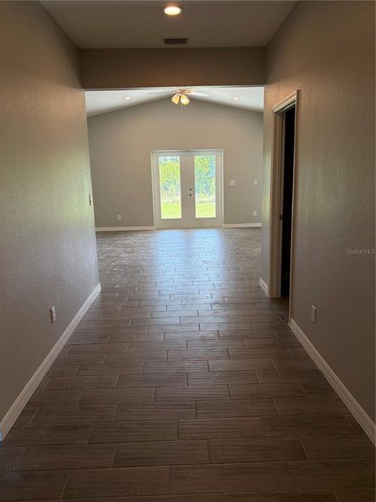 待售: $294,900 (3 贝兹, 2 浴室, 1606 平方英尺)