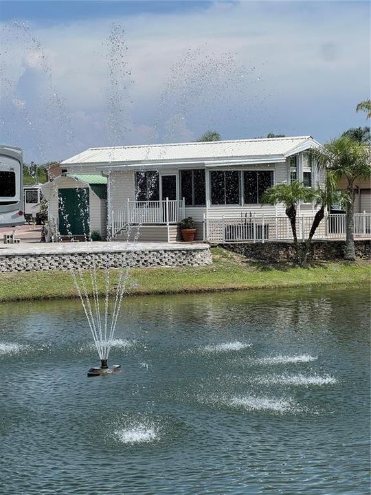 待售: $154,000 (1 贝兹, 1 浴室, 950 平方英尺)