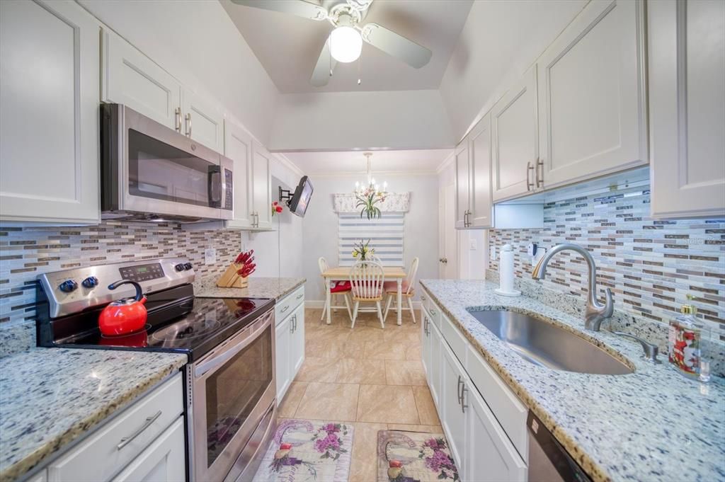 En Venta: $549,000 (2 camas, 2 baños, 1338 Pies cuadrados)