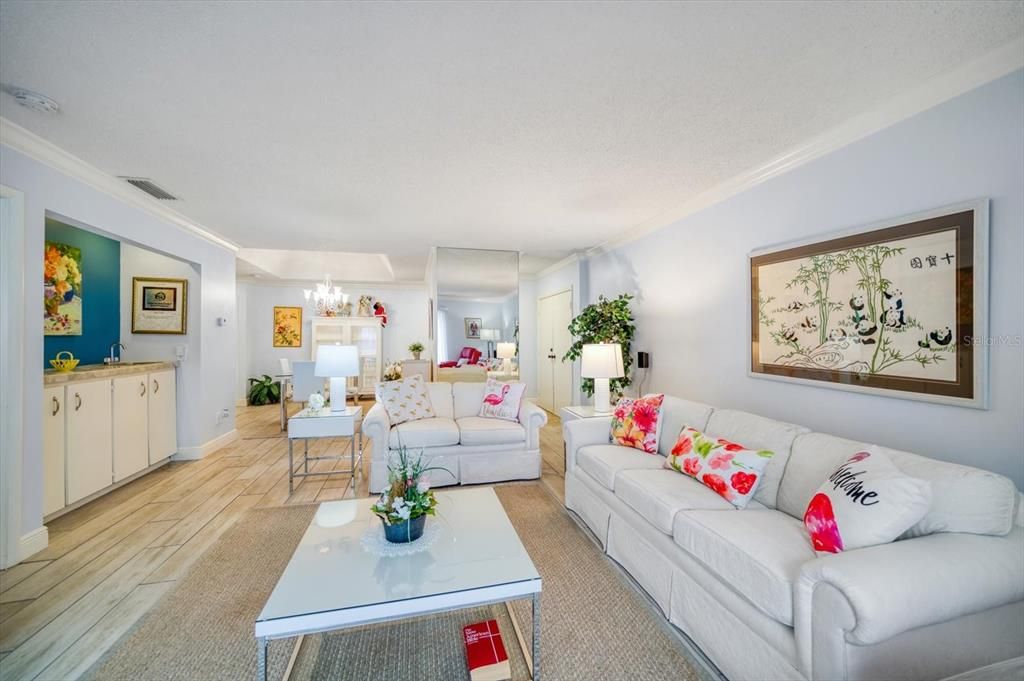 En Venta: $549,000 (2 camas, 2 baños, 1338 Pies cuadrados)