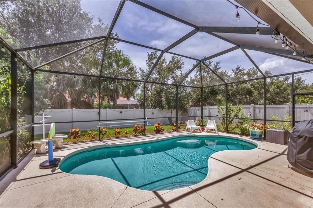 Activo con contrato: $650,000 (4 camas, 4 baños, 2771 Pies cuadrados)