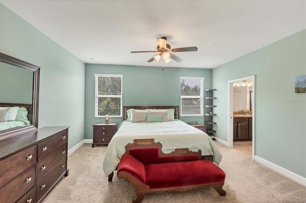 Activo con contrato: $650,000 (4 camas, 4 baños, 2771 Pies cuadrados)