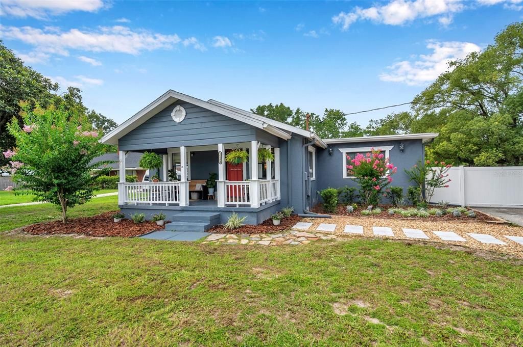 For Sale: $375,000 (3 beds, 2 baths, 1995 Square Feet)