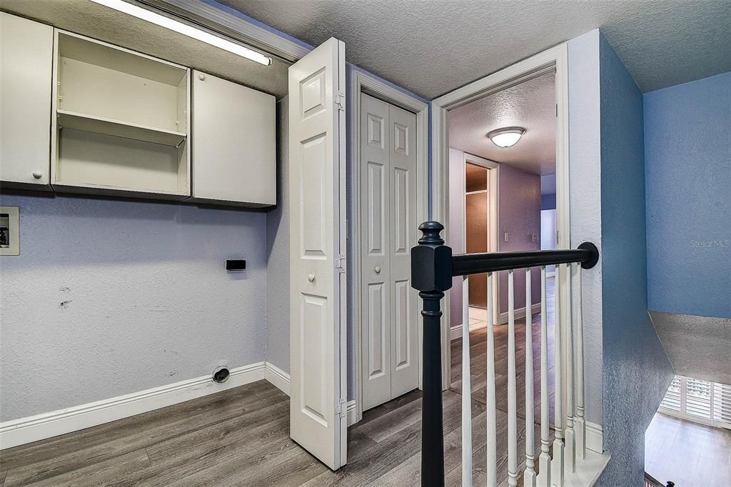 For Sale: $514,000 (3 beds, 4 baths, 2228 Square Feet)