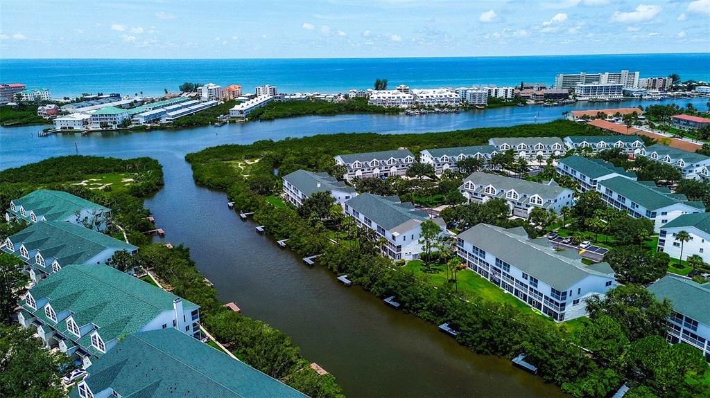 For Sale: $514,000 (3 beds, 4 baths, 2228 Square Feet)