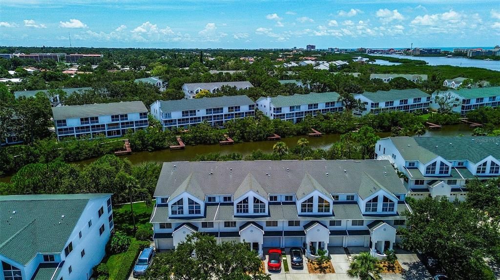 For Sale: $514,000 (3 beds, 4 baths, 2228 Square Feet)