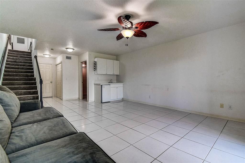 For Sale: $514,000 (3 beds, 4 baths, 2228 Square Feet)