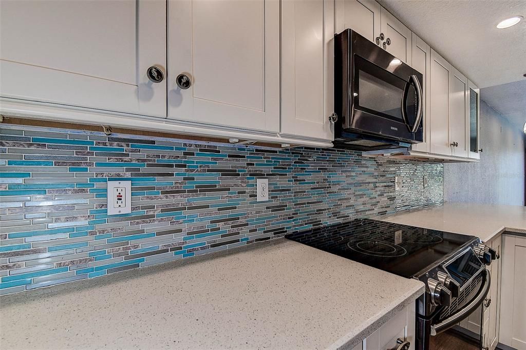 For Sale: $514,000 (3 beds, 4 baths, 2228 Square Feet)