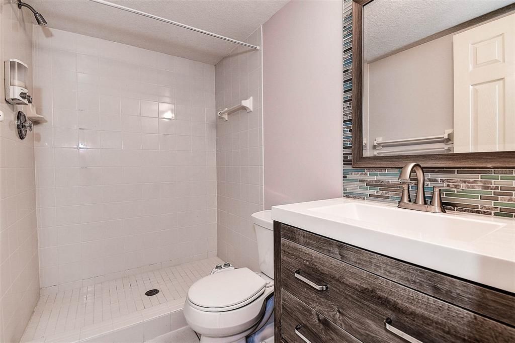 For Sale: $514,000 (3 beds, 4 baths, 2228 Square Feet)