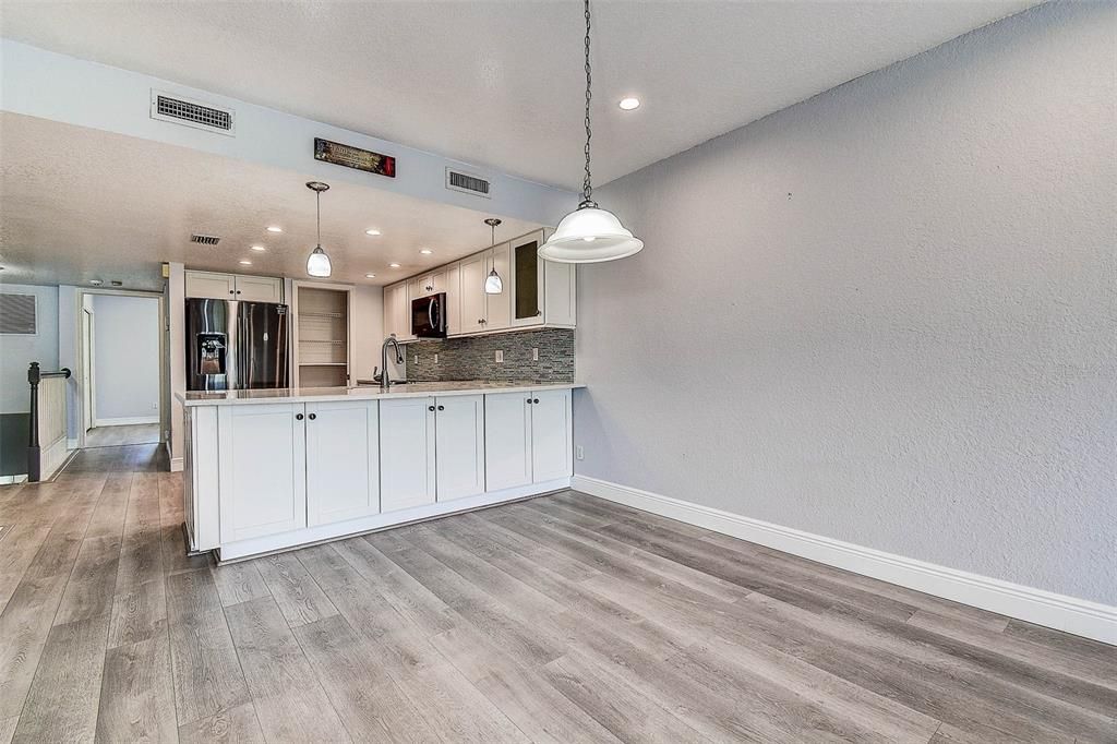 For Sale: $514,000 (3 beds, 4 baths, 2228 Square Feet)