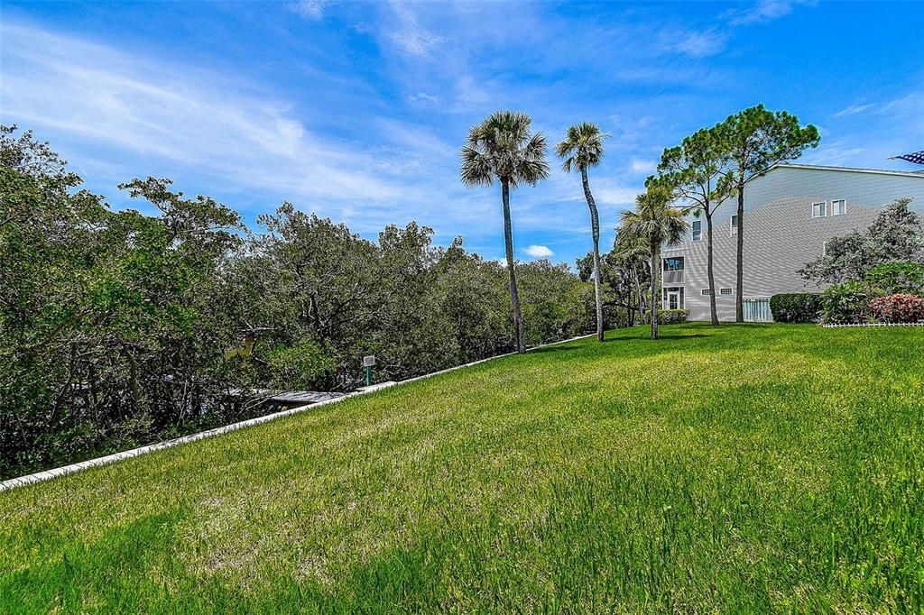 For Sale: $514,000 (3 beds, 4 baths, 2228 Square Feet)