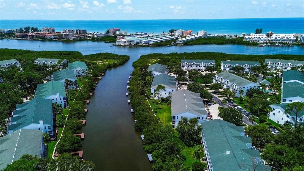 For Sale: $514,000 (3 beds, 4 baths, 2228 Square Feet)