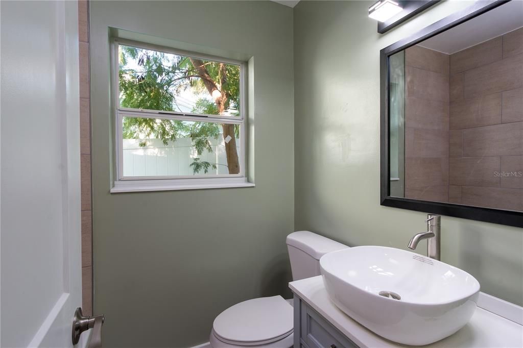 На продажу: $749,000 (3 спален, 2 ванн, 1316 Квадратных фут)