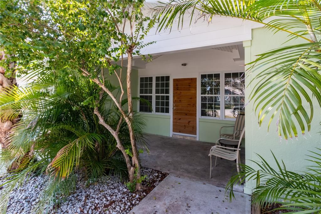 На продажу: $749,000 (3 спален, 2 ванн, 1316 Квадратных фут)