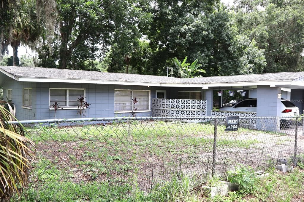 For Sale: $205,000 (2 beds, 1 baths, 983 Square Feet)