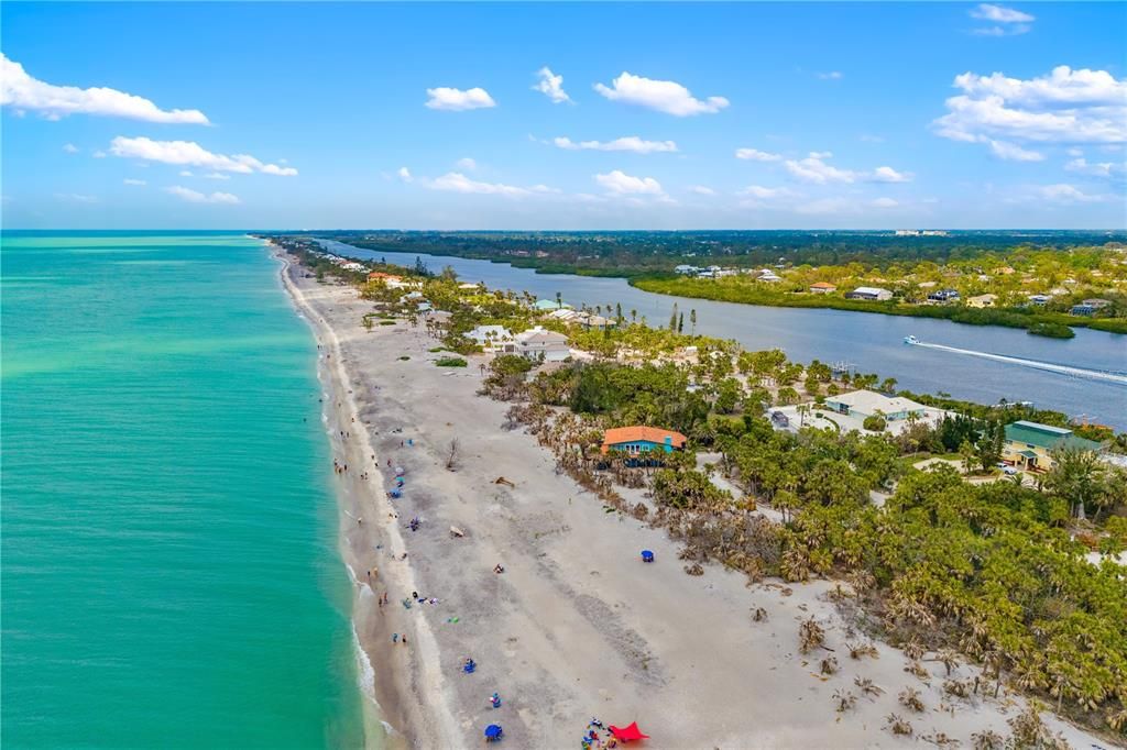 For Rent: $3,200 (4 beds, 2 baths, 2129 Square Feet)