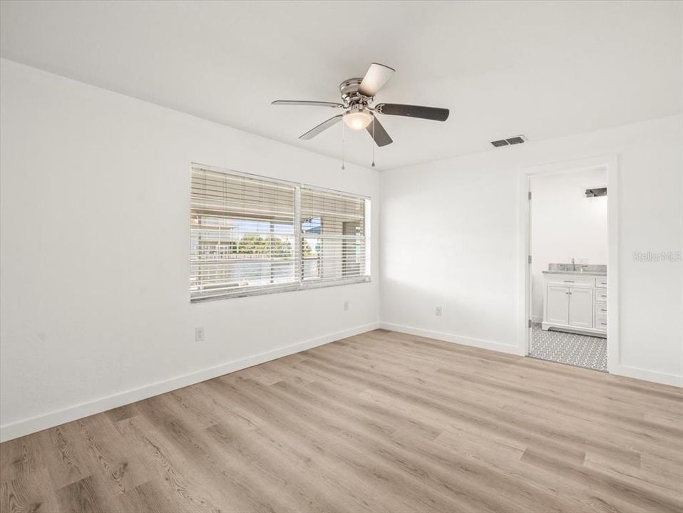 En Renta: $2,700 (3 camas, 2 baños, 1688 Pies cuadrados)