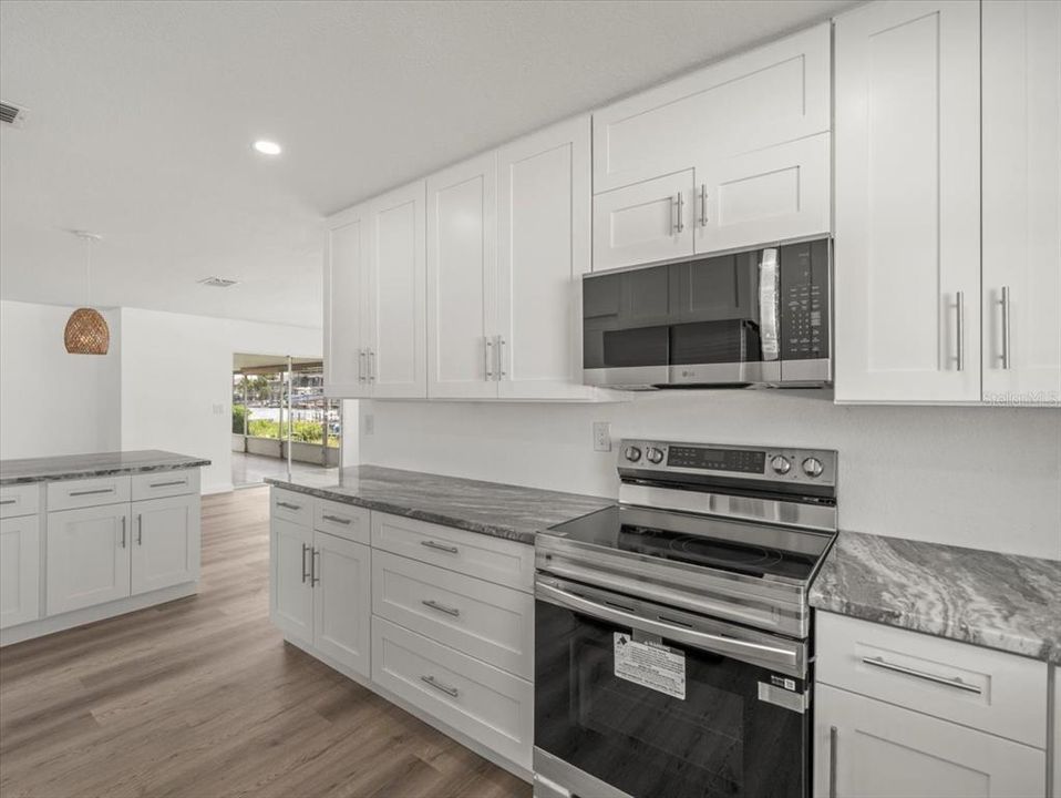 En Renta: $2,700 (3 camas, 2 baños, 1688 Pies cuadrados)