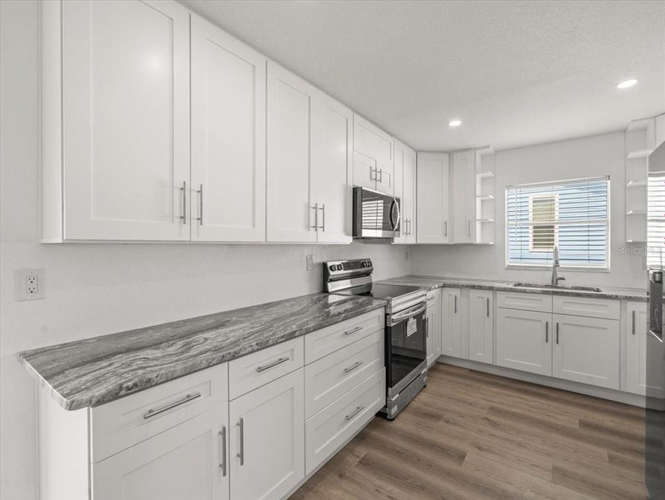 En Renta: $2,700 (3 camas, 2 baños, 1688 Pies cuadrados)