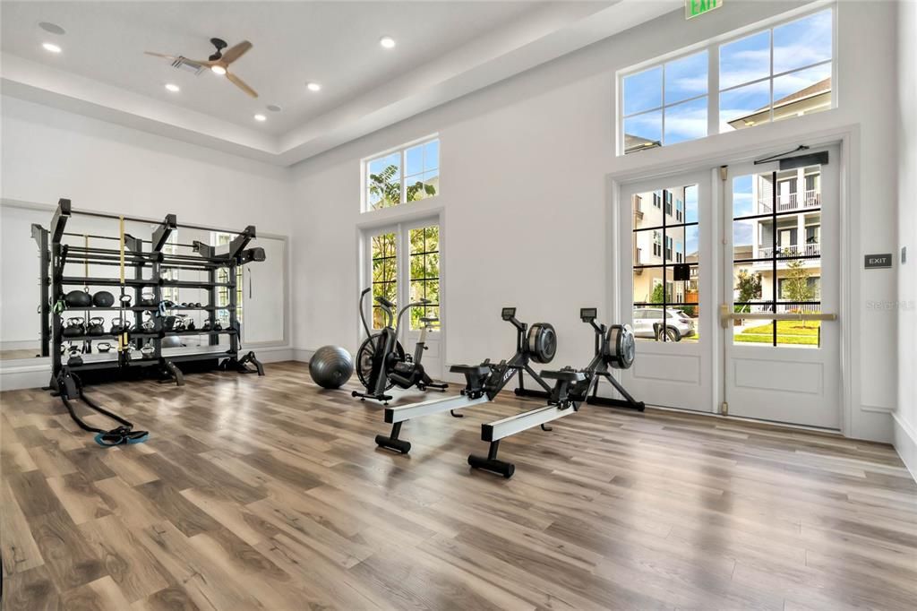 合同活跃: $690,000 (3 贝兹, 2 浴室, 1775 平方英尺)