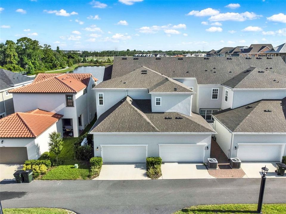 合同活跃: $690,000 (3 贝兹, 2 浴室, 1775 平方英尺)