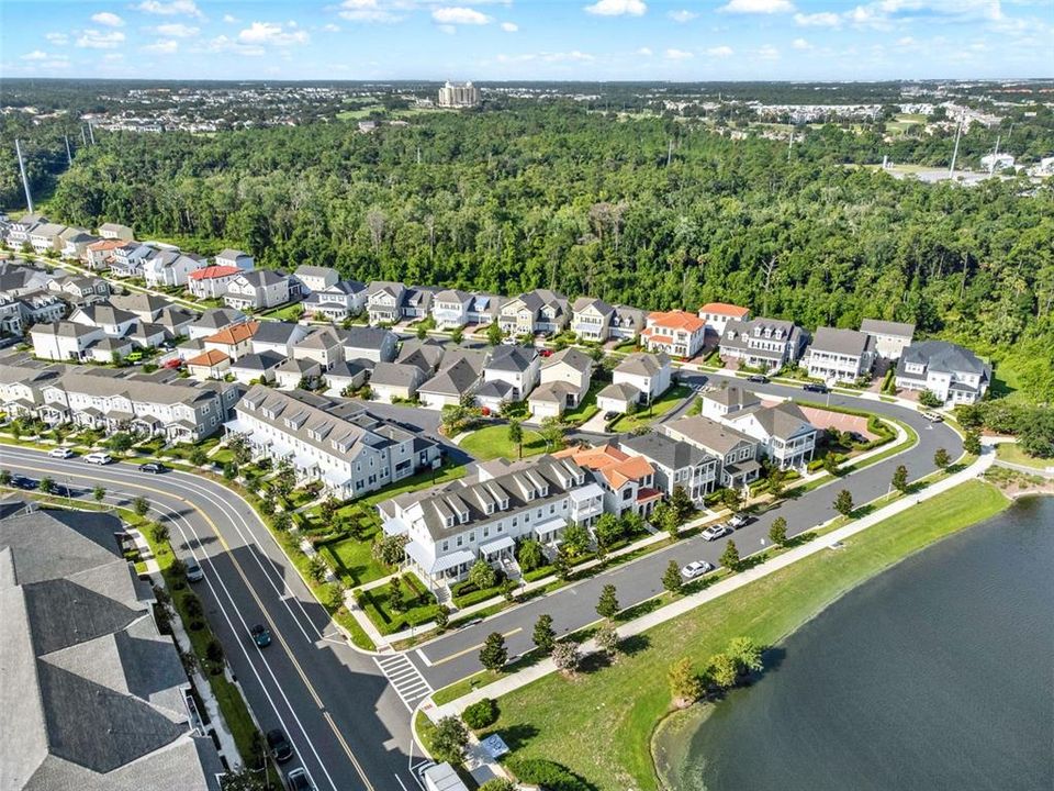 合同活跃: $690,000 (3 贝兹, 2 浴室, 1775 平方英尺)