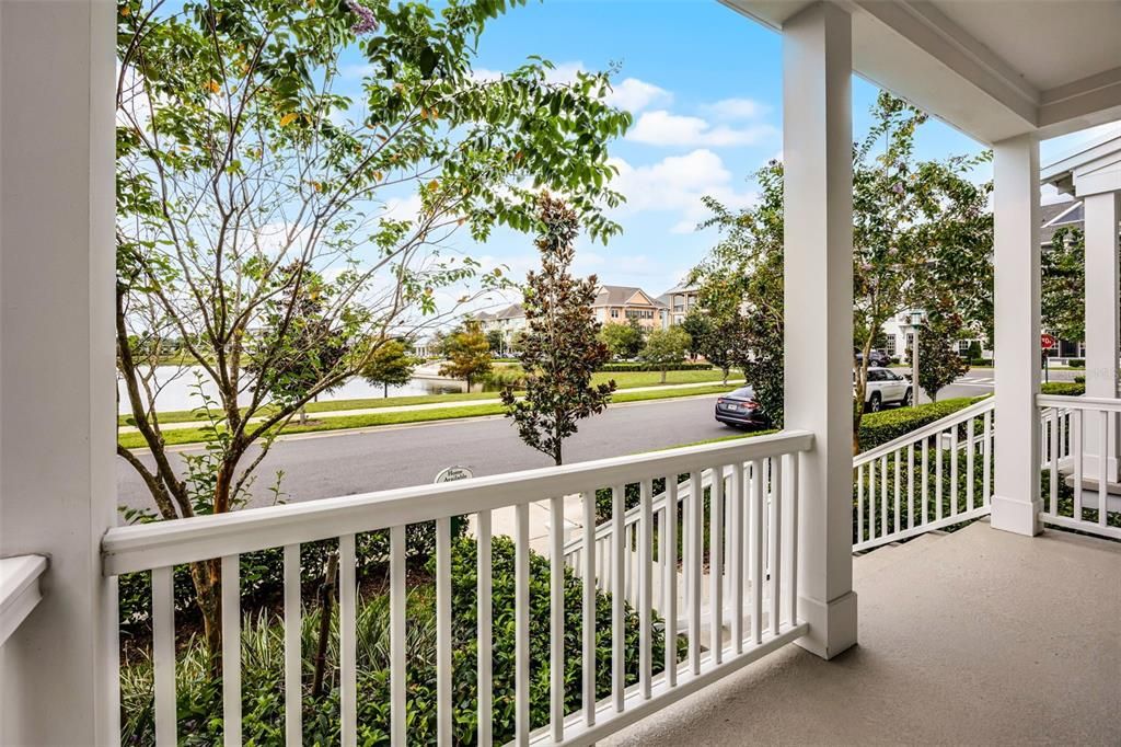 合同活跃: $690,000 (3 贝兹, 2 浴室, 1775 平方英尺)