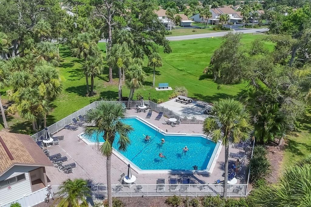 На продажу: $225,000 (2 спален, 2 ванн, 1031 Квадратных фут)