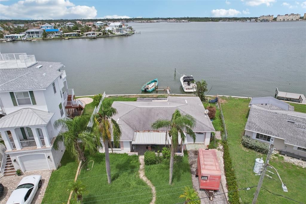 На продажу: $1,000,000 (3 спален, 2 ванн, 1401 Квадратных фут)