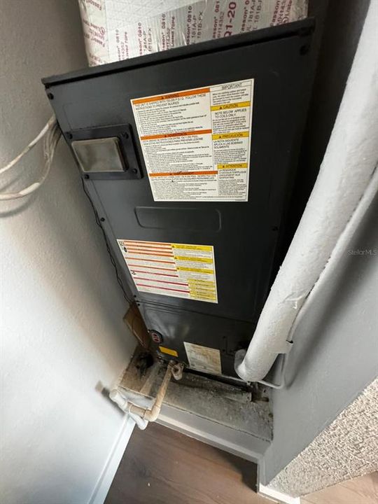 En Renta: $1,300 (2 camas, 1 baños, 3160 Pies cuadrados)