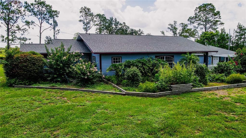 待售: $550,000 (4 贝兹, 2 浴室, 2166 平方英尺)