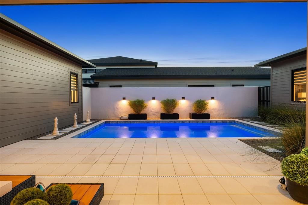 En Venta: $1,089,900 (4 camas, 3 baños, 2962 Pies cuadrados)