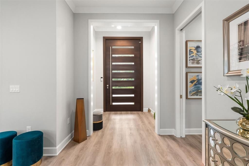 En Venta: $1,089,900 (4 camas, 3 baños, 2962 Pies cuadrados)