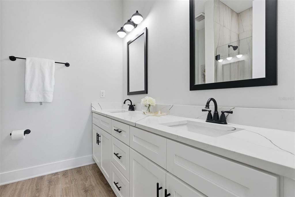 На продажу: $1,690,000 (5 спален, 4 ванн, 2634 Квадратных фут)