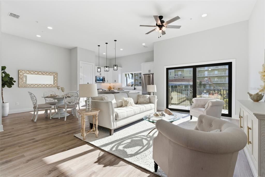 На продажу: $1,690,000 (5 спален, 4 ванн, 2634 Квадратных фут)