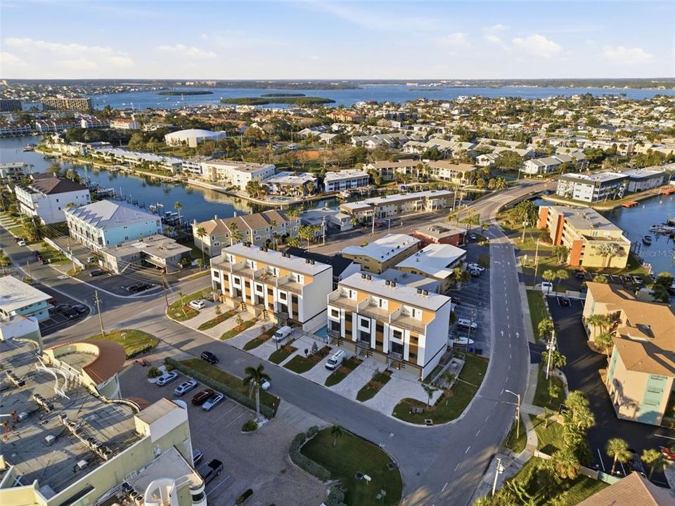 На продажу: $1,690,000 (5 спален, 4 ванн, 2634 Квадратных фут)