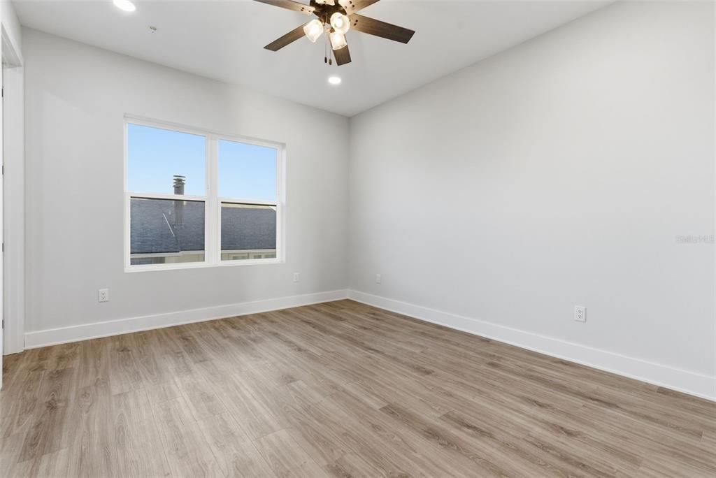 На продажу: $1,690,000 (5 спален, 4 ванн, 2634 Квадратных фут)