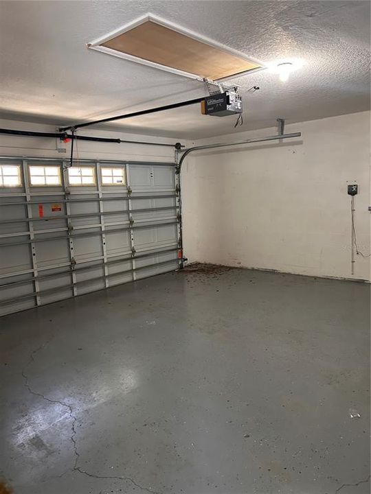 For Sale: $309,900 (4 beds, 2 baths, 1482 Square Feet)