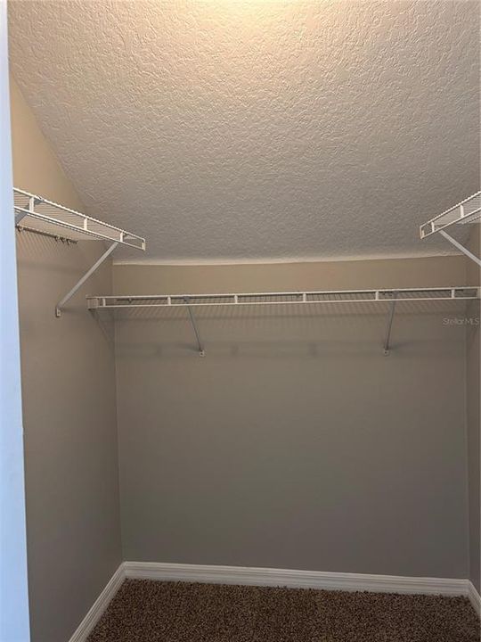 For Sale: $309,900 (4 beds, 2 baths, 1482 Square Feet)