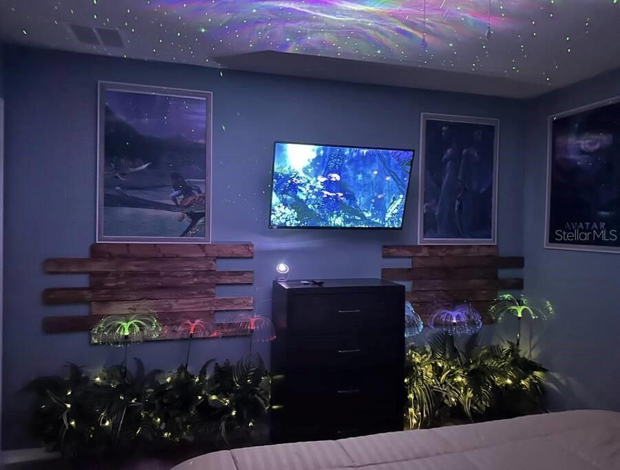 合同活跃: $510,000 (6 贝兹, 4 浴室, 3176 平方英尺)