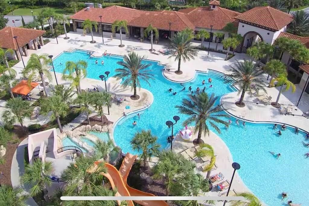 合同活跃: $510,000 (6 贝兹, 4 浴室, 3176 平方英尺)