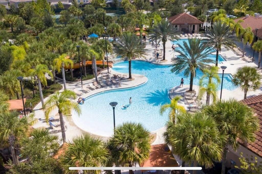 合同活跃: $510,000 (6 贝兹, 4 浴室, 3176 平方英尺)