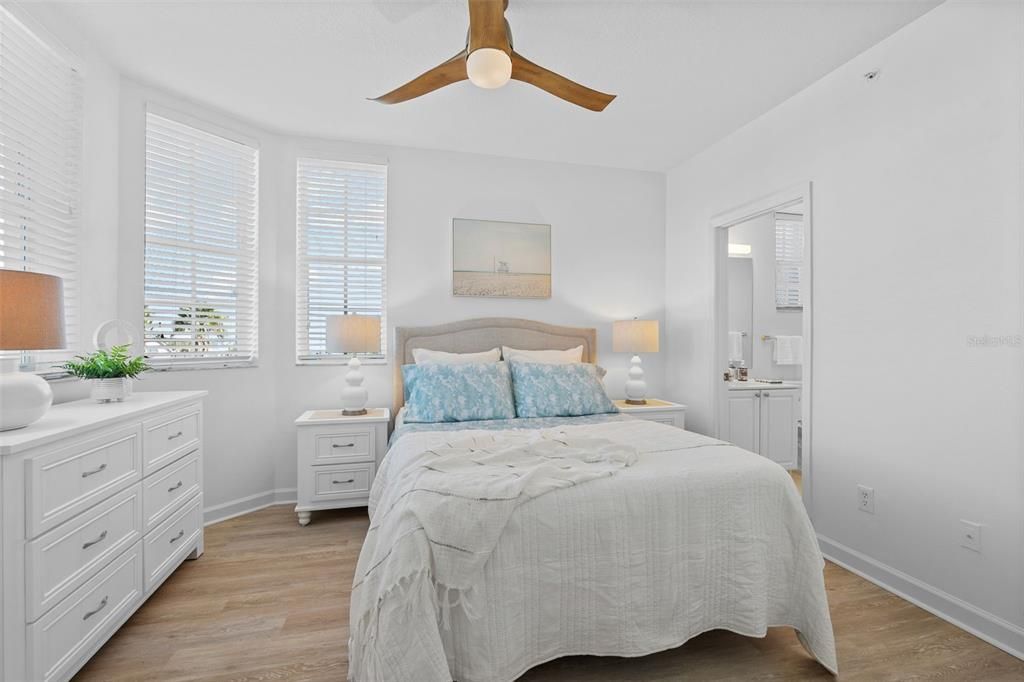 For Sale: $1,375,000 (3 beds, 3 baths, 2200 Square Feet)