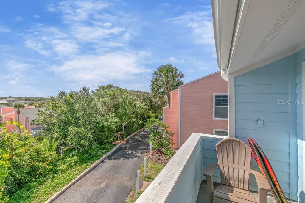 待售: $399,000 (2 贝兹, 2 浴室, 1004 平方英尺)