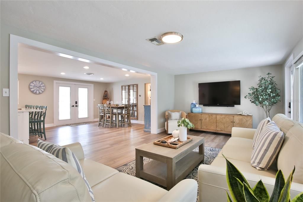 En Renta: $14,000 (3 camas, 2 baños, 1452 Pies cuadrados)